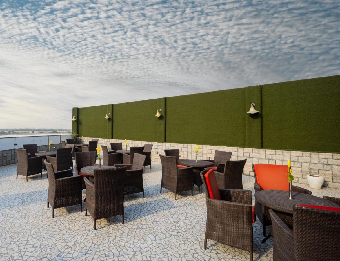 Hotel Shanti Palace Mahipalpur Νέο Δελχί Εξωτερικό φωτογραφία